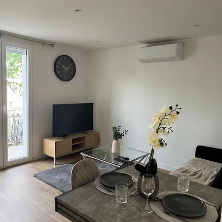 Longchamps 3 - Moderne, 1 Chambre, Neuf, Clim 公寓